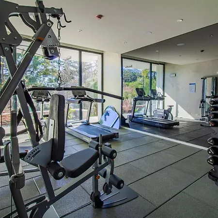 Cerrado Fontainhas Sintra