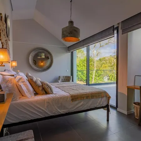 Cerrado Fontainhas Farm stay Sintra