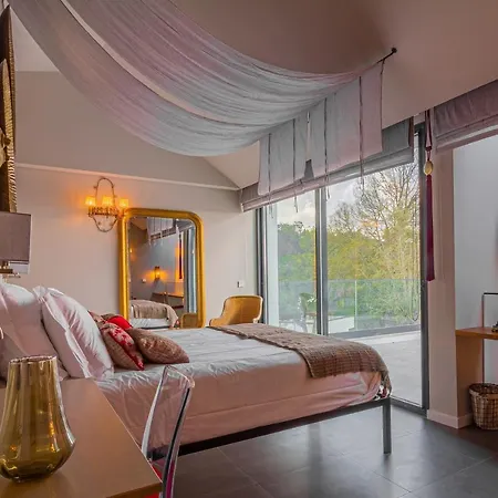 Cerrado Das Fontainhas *