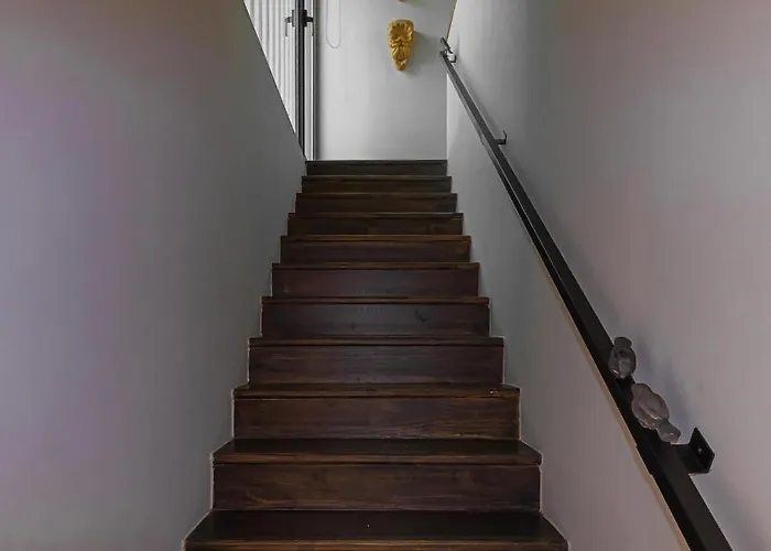 Cerrado Fontainhas Sintra