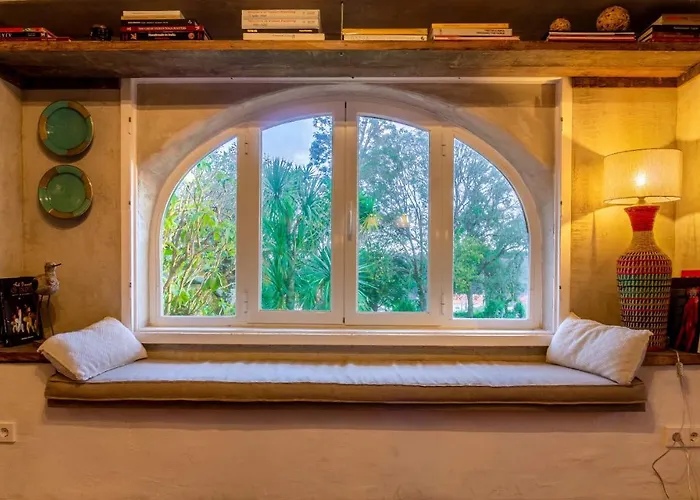 Cerrado Fontainhas Sintra