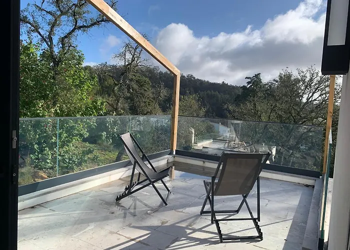 Cerrado Fontainhas Sintra